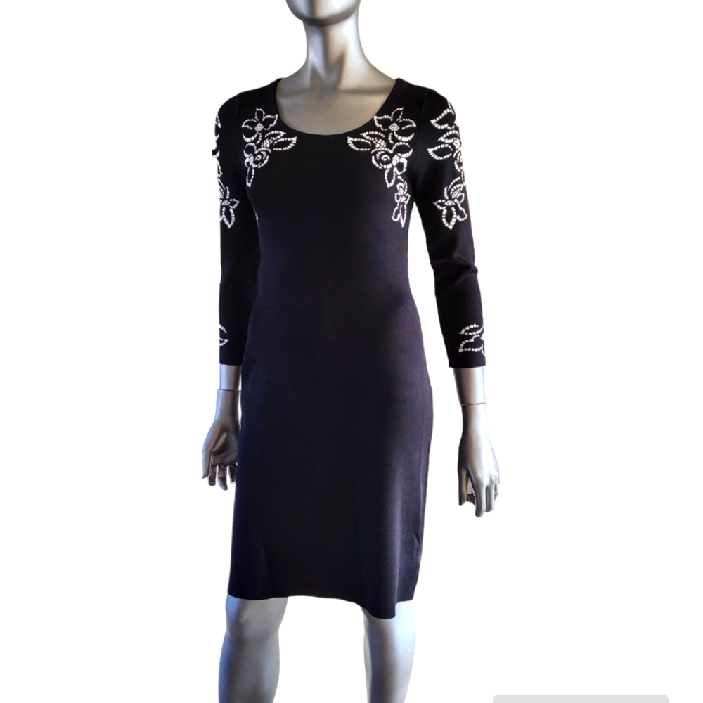 51. Doncaster Stretchy B&W Bodycon Dress Size Small